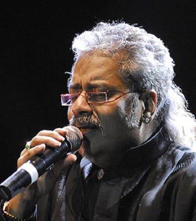 13. Hariharan Singer-Spectrum Team_400x450